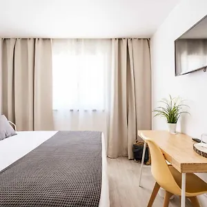 Wavesensations - Surf House Hostel Sagres